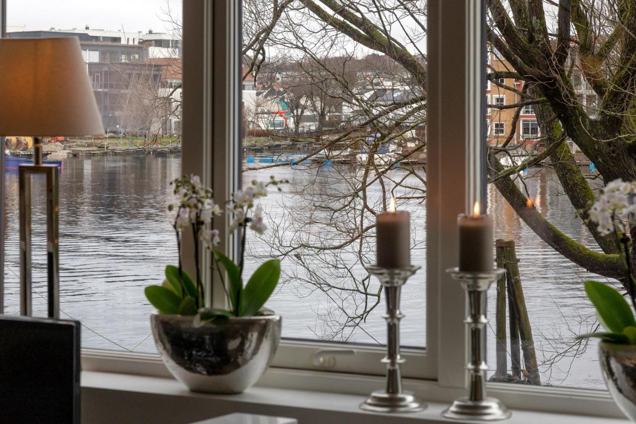 Stylish Apartment With Beautiful Views Of The River, Beach Nearby Kristiansand Kültér fotó